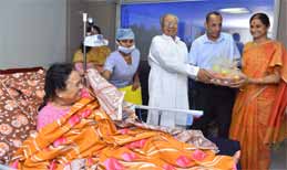 Narasimhans Visit AP Guv’s Wife In Hospital