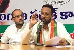 Congress Slams TRS Govt For Bad Roads, Water Logging