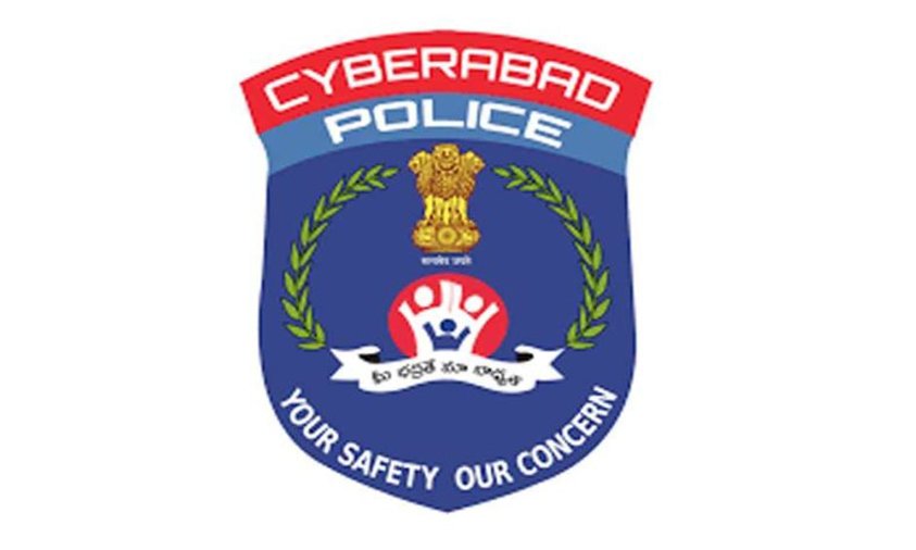 Devisree Tool Crafts Donate 5000 Face Shields To Cyberabad Police