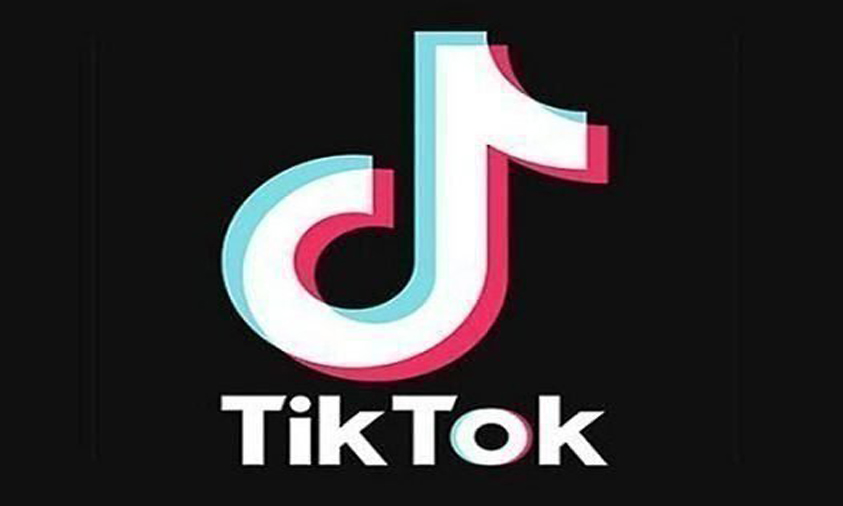 US launches review of China-owned video app TikTok