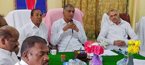 Harish Rao Urked With Zaheerabad Municipal Officials