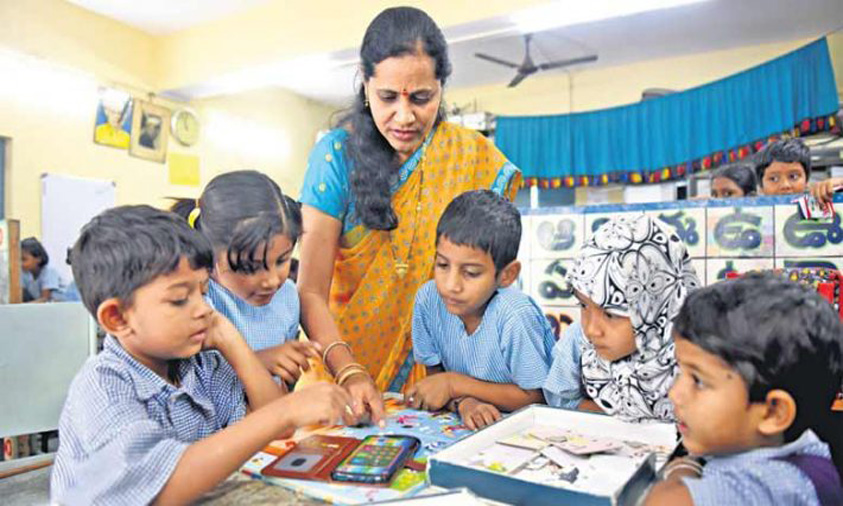 This Hyderabadi teacher uses tech to make learning easy