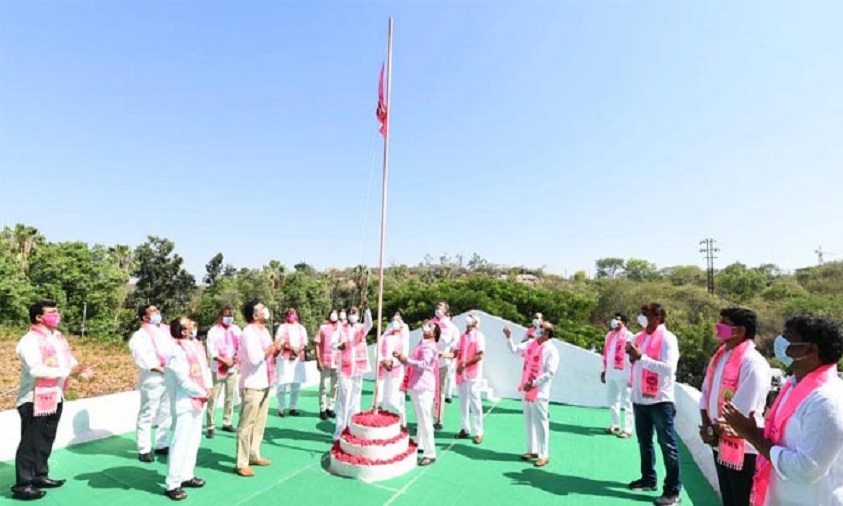 KCR Hoists Party Flag Marking 20th TRS Foundation Day Celebrations
