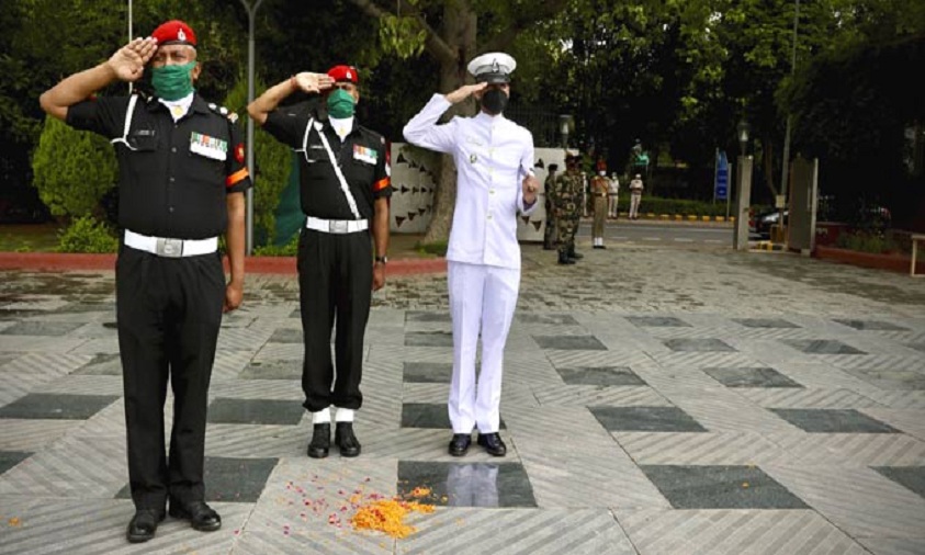 Armed forces shower petals pan India