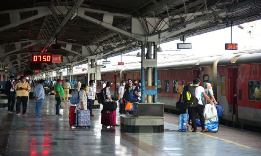 Special train to New Delhi leaves Secunderabad station