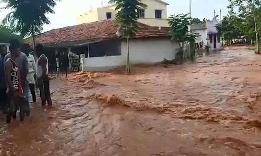 Kondapochamma Sagar In Siddipet Suffered A Breach