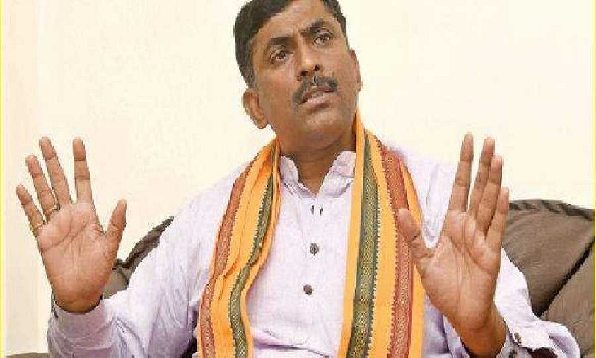 BJP Leader Muralidhar Rao Attacks Congress Party