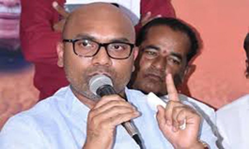 MP Arvind Lashes Out at CM KCR