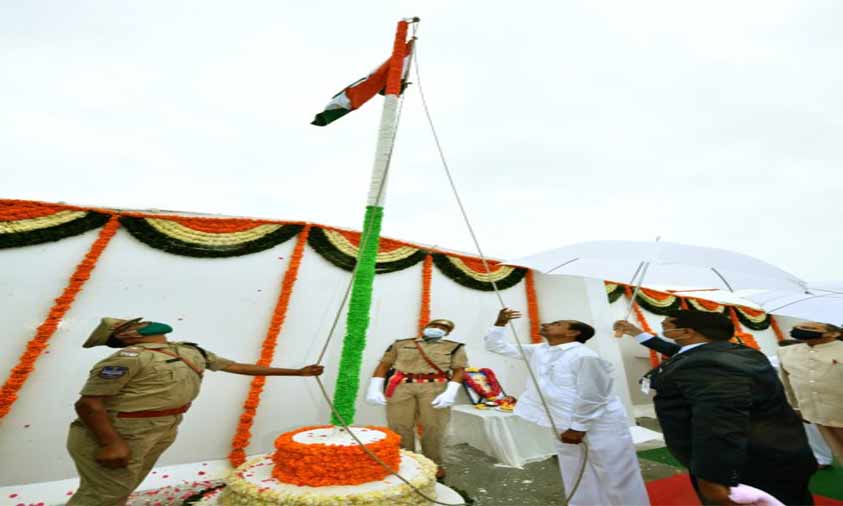 Independence Day Celebrations Held With Pomp In State