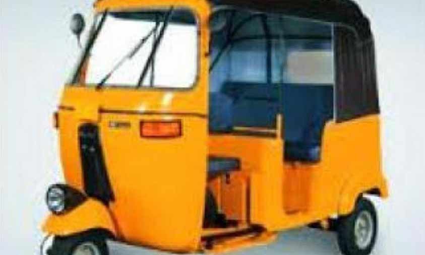 Auto Rikshaw Drivers JAC Demand Govt To Implement AP’s Vahana Mitra Scheme