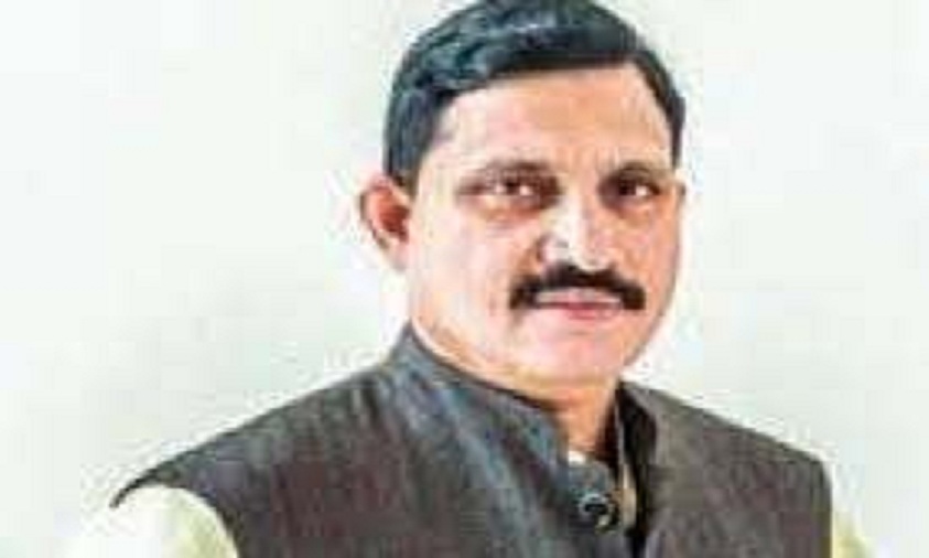 BJP Leader Sujana Chowdary Stopped At Delhi Airport