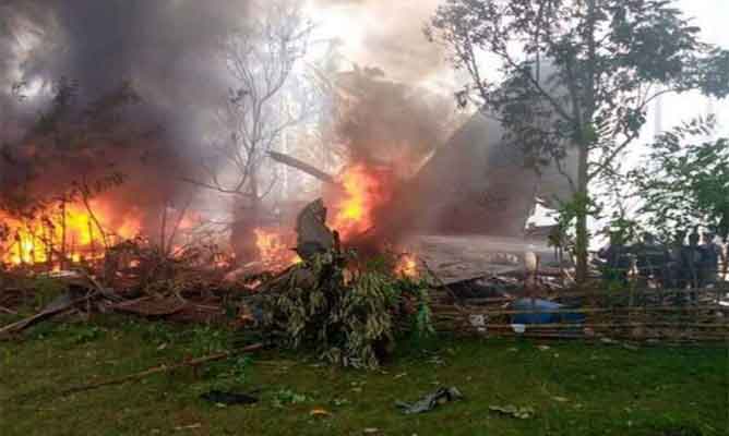 Military Plane of Philippine Carrying 85 People Crashed