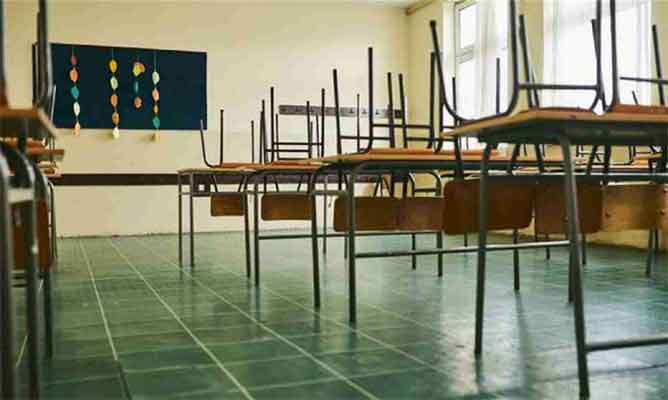 Schools Reopen in UP With Classes From 9 to 12