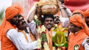 Balapur Ganesh Laddu Fetches Rs 18.90 Lakh