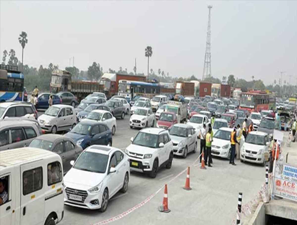 Hyderabad-Vijayawada Highway Packed As Thousands Head Home For Sankranti