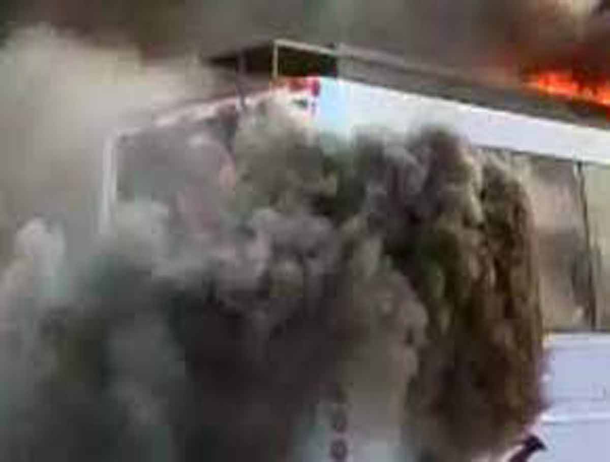Jangaon: Private Travels Bus Catches Fire, Passengers Escaped