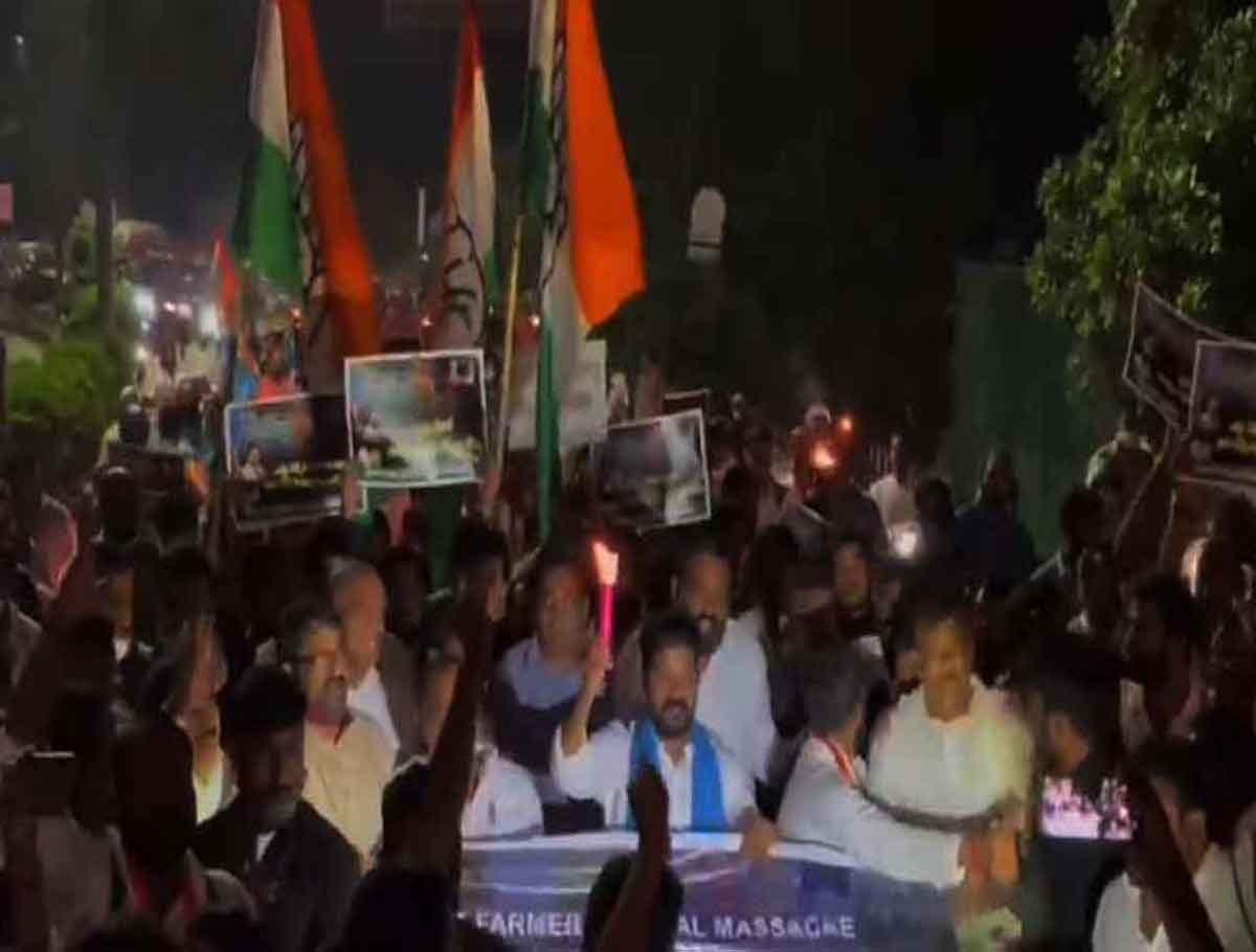 Congress party Holds Silent Protest at Indira Park