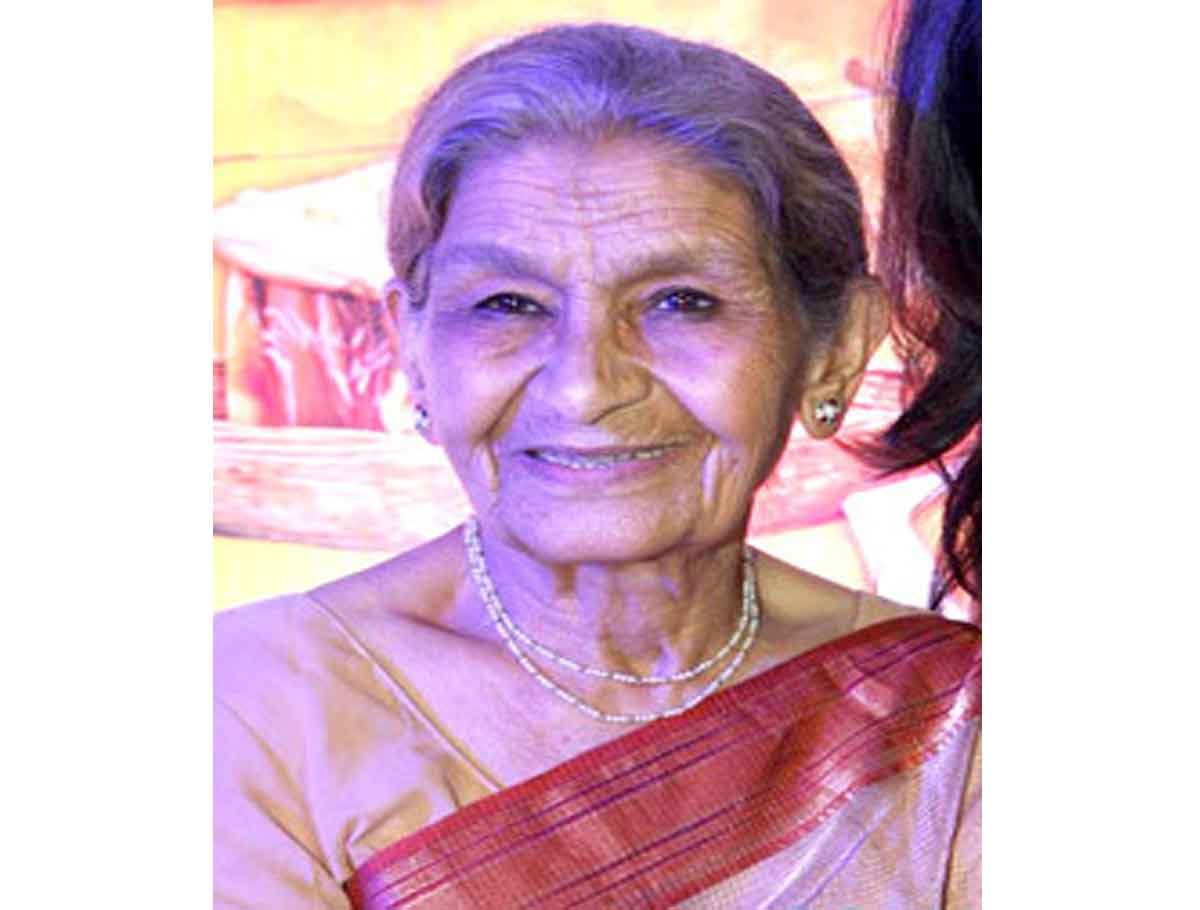 Bollywood Actress Farrukh Jaffar No More