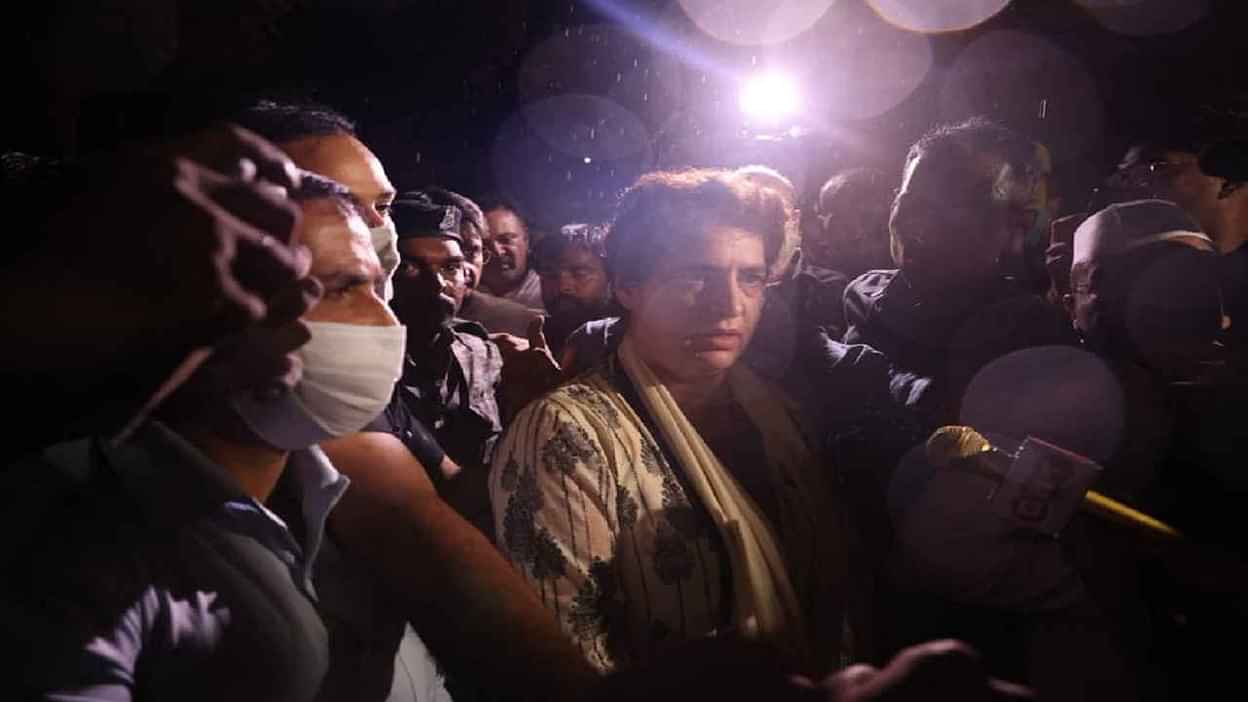 Priyanka Gandhi Arrested by Sitapur Police