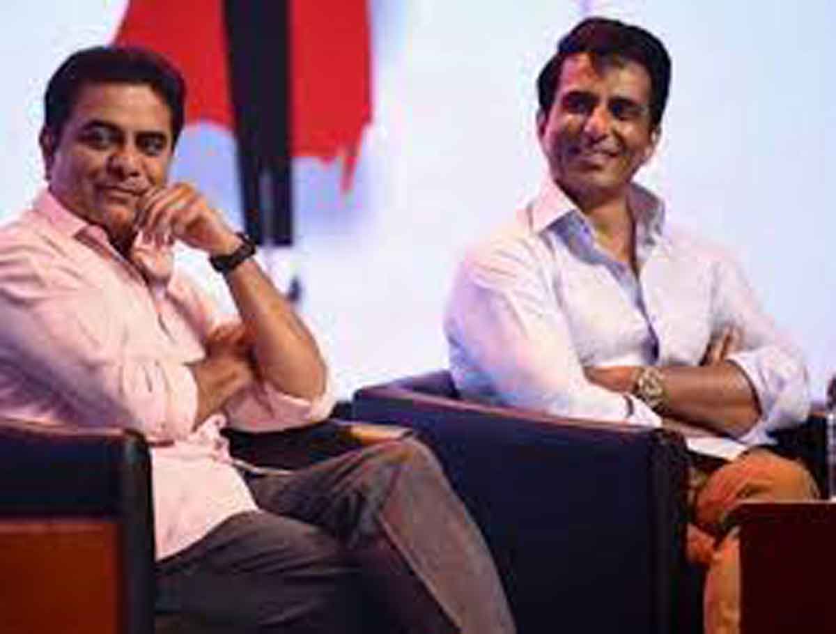 Minister KTR Praises Sonu Sood For His Help to People