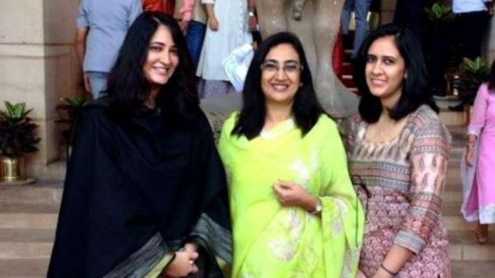 Know everyKnow everything about CDS General Bipin Rawat familything about CDS General Bipin Rawat family