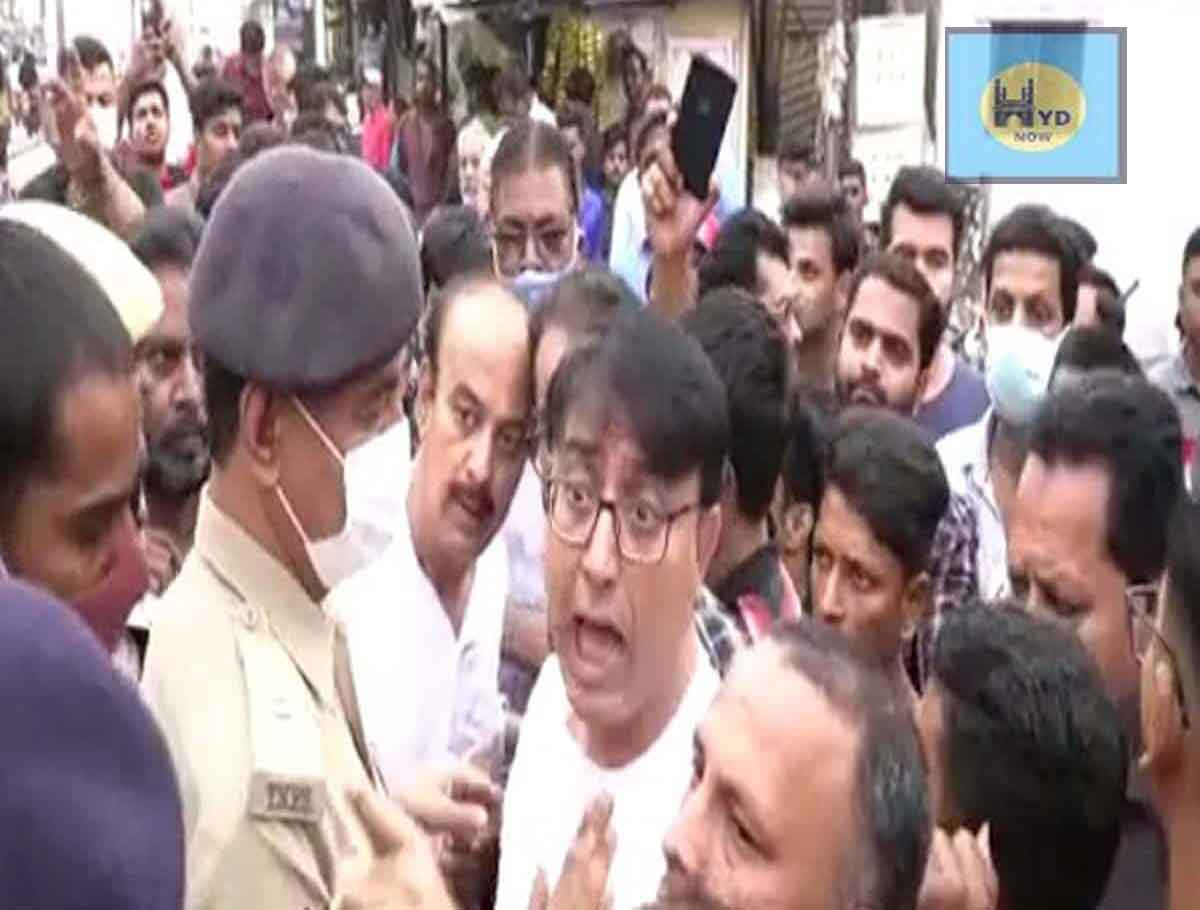 Tension at Old City After Clash Between MBT And AIMIM Activists