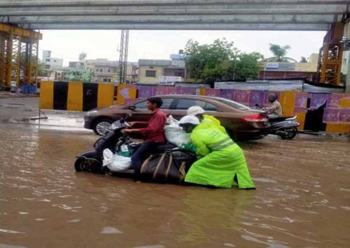 Hyderabad: GHMC And DRF Teams On Job After Rain Damages