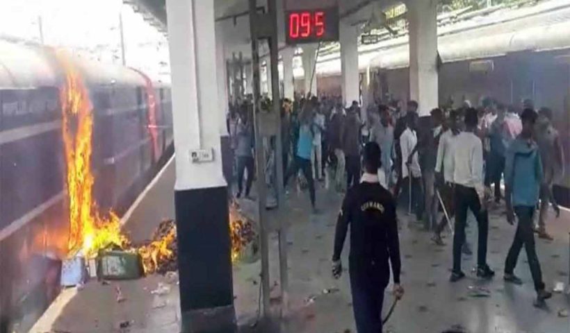 Agneepath Scheme: One Killed in Police Firing at Secunderabad Railway Station