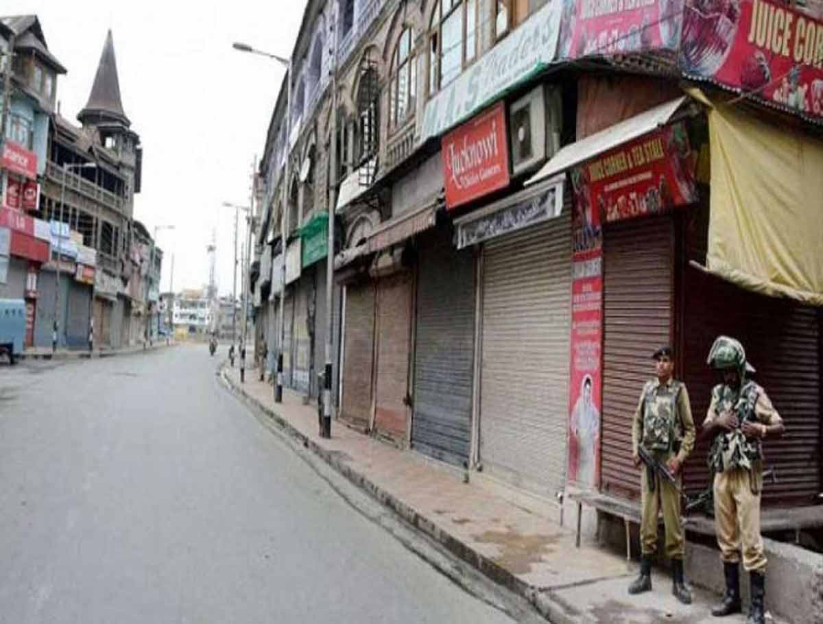 Prophet Row: Shops Shutdown in Parts of Srinagar