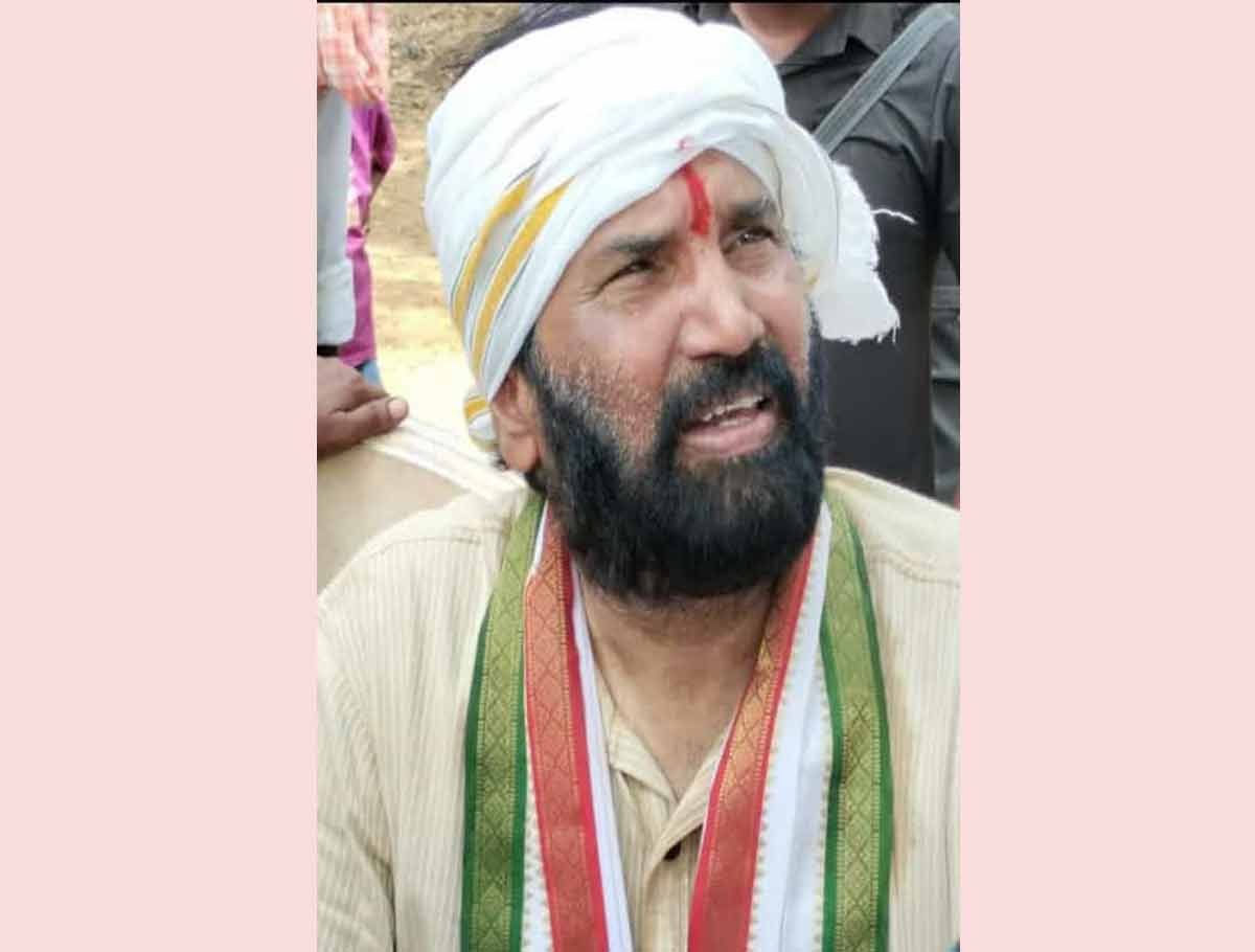 Announce Deadline to Fill up Govt Job Vacancies: Uttam Demands CM