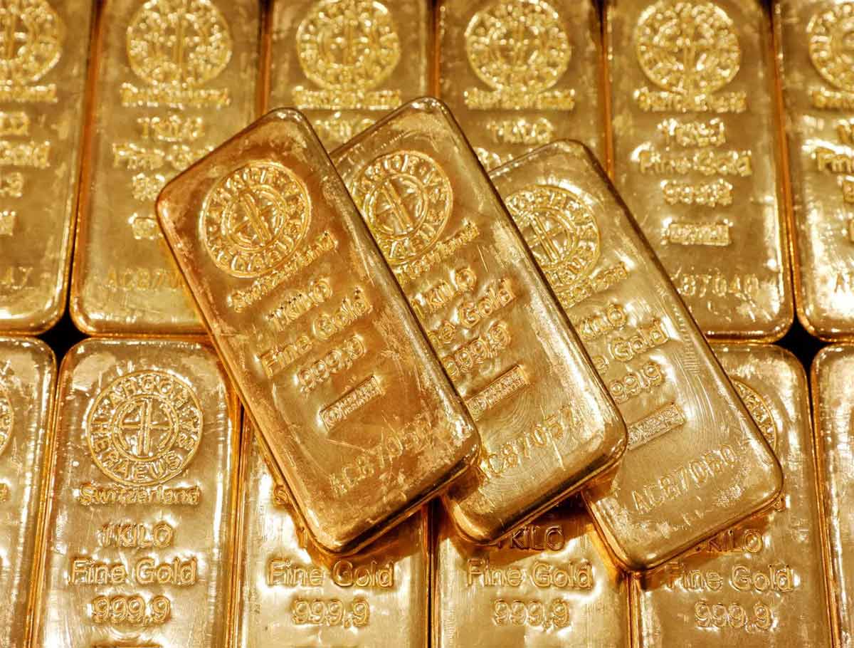 Gold Rates Today In Hyderabad Slashed