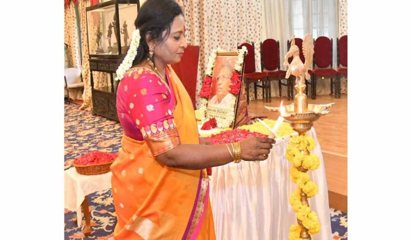 Governor Tamilisai Pays Tribute To Prof Jayashankar