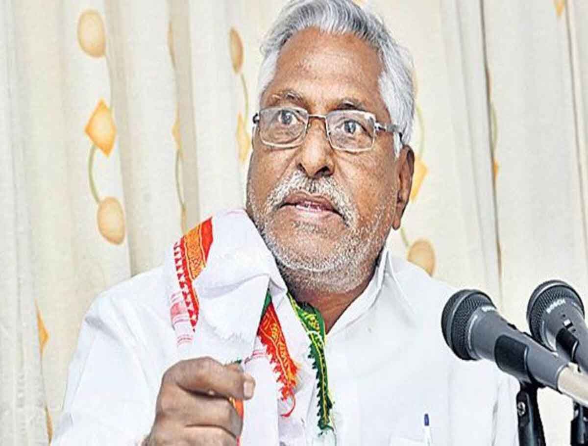 TRS Followed Footsteps Of TDP: Congress MLC