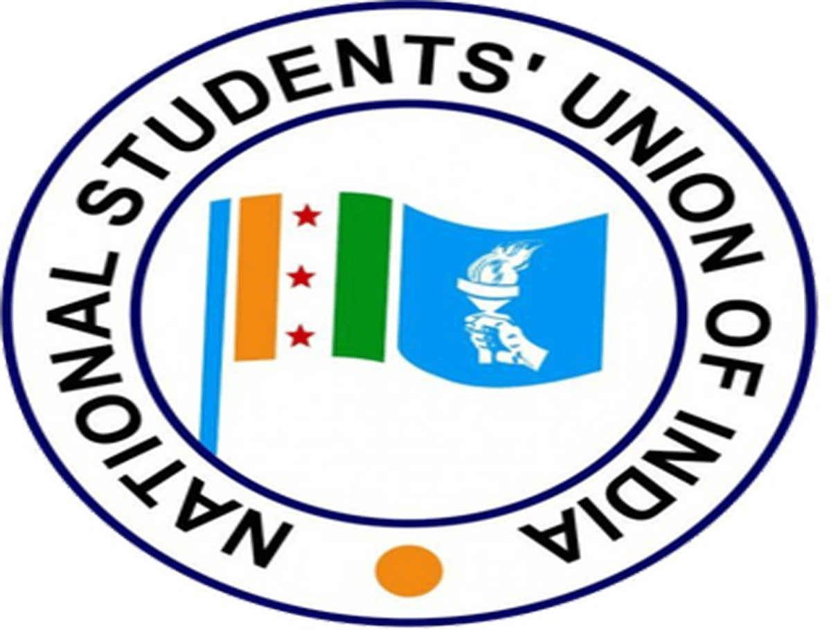 NSUI Attempted to Gherao Sabitha Home Over Private Universities