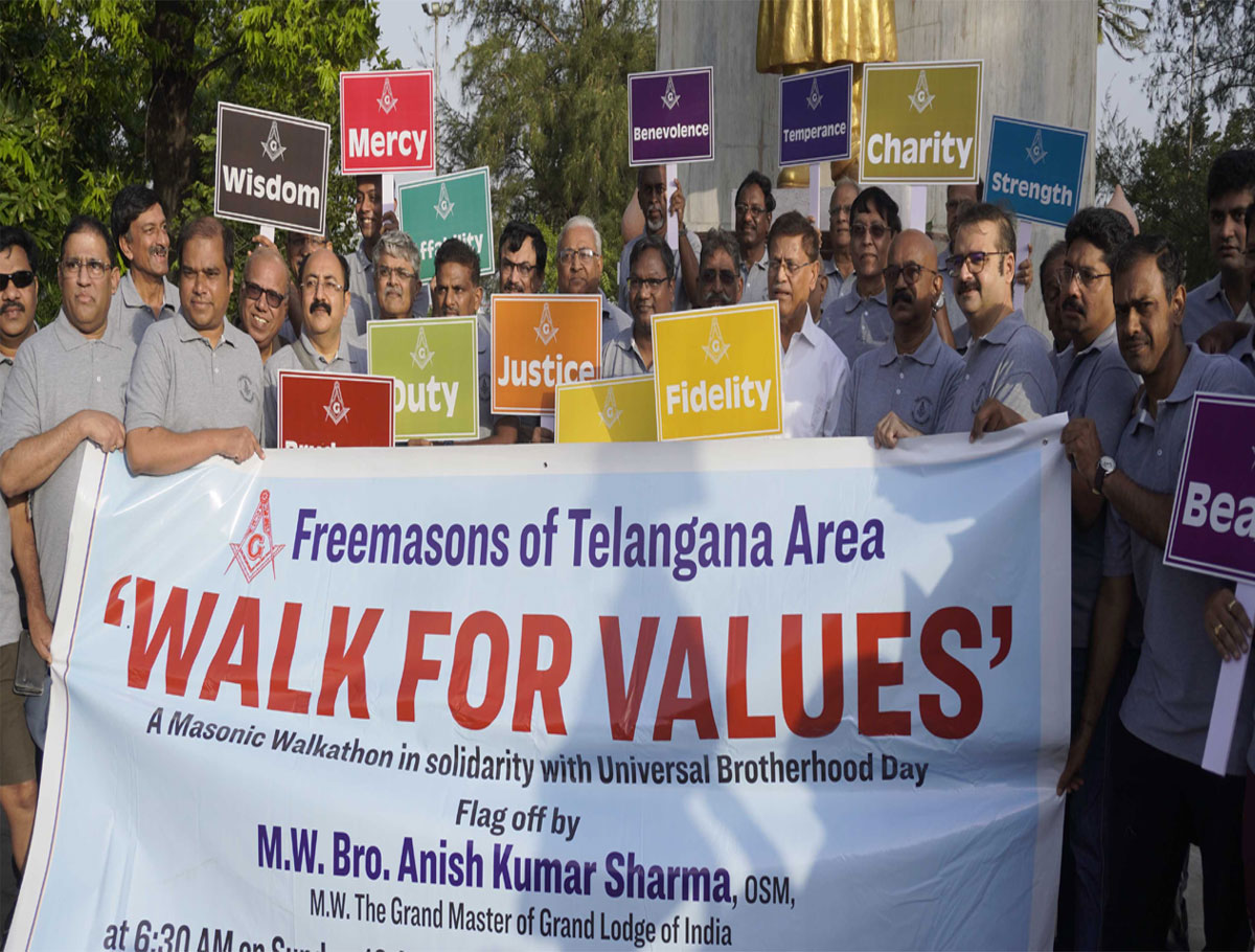 Freemasonry Organizes a Walk for Values