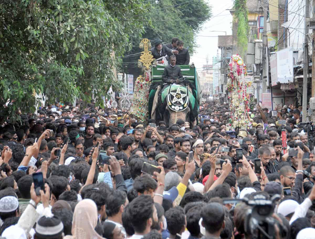 Bibi-Ka-Alam Procession Starts Marking Youme-Ashura 