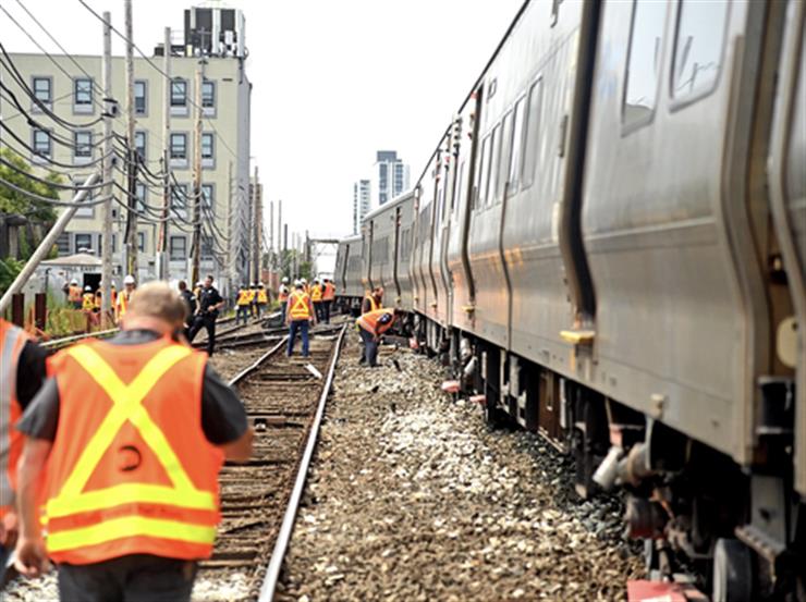 New York: At Least 13 People Injured in Train Derailment