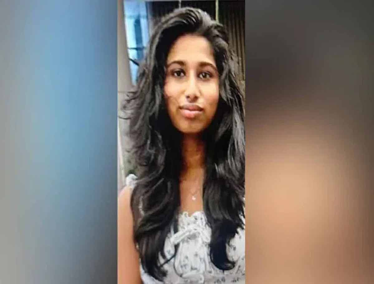 Girl Commits Suicide in Bengaluru