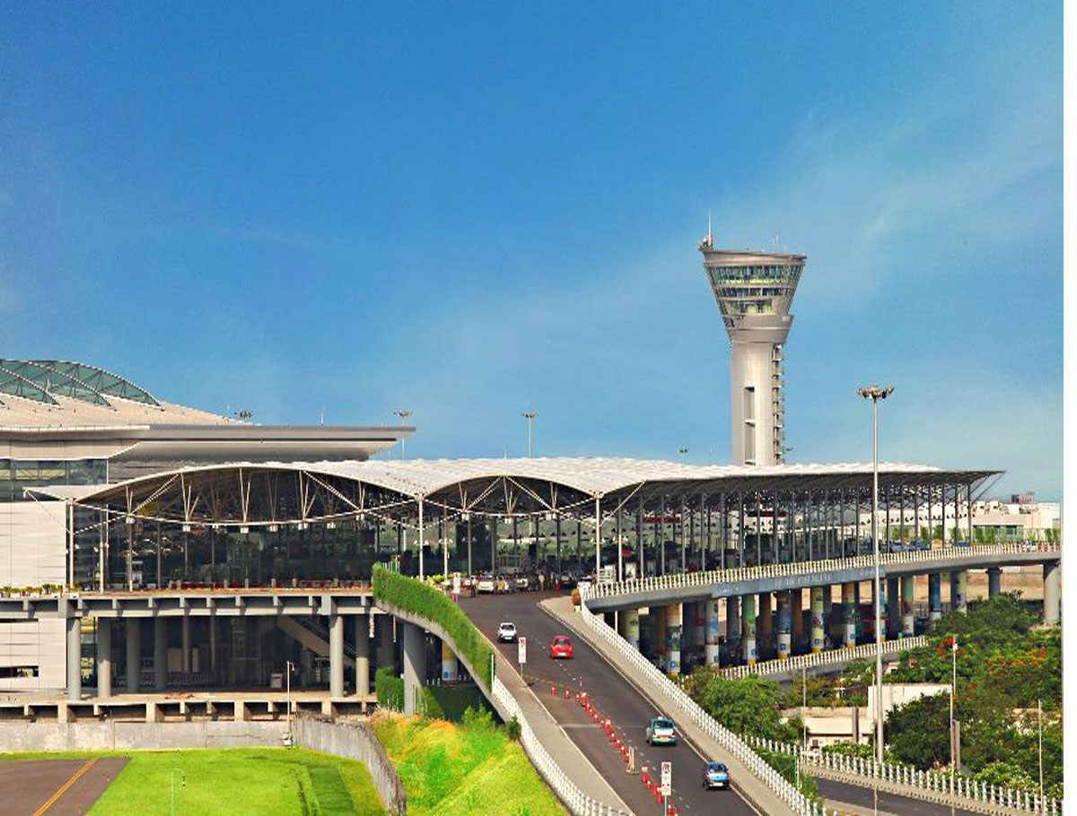 Hyderabad Airport Issues Traffic Advisory Amid Surge In Student Traffic