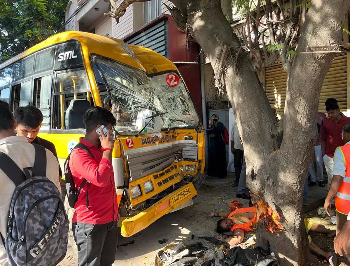 GHMC Sweeper Died In A Road Mishap