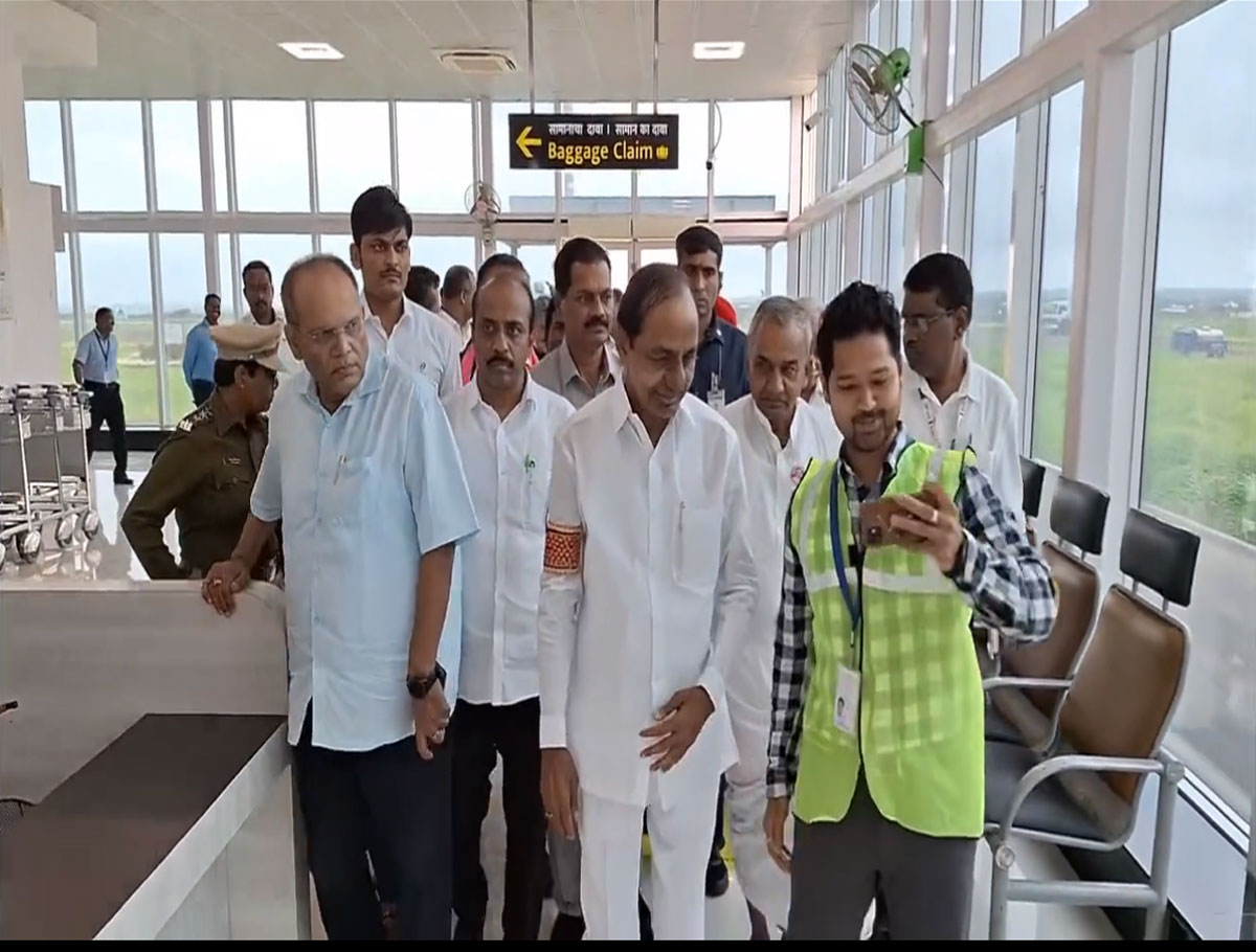 CM KCR Arrives At Kolhapur Airport in Maharashtra