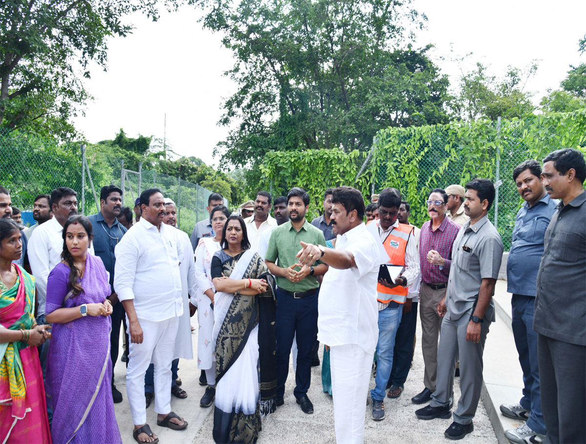 GHMC To Develop Graveyards For Residents Of The City: Talasani