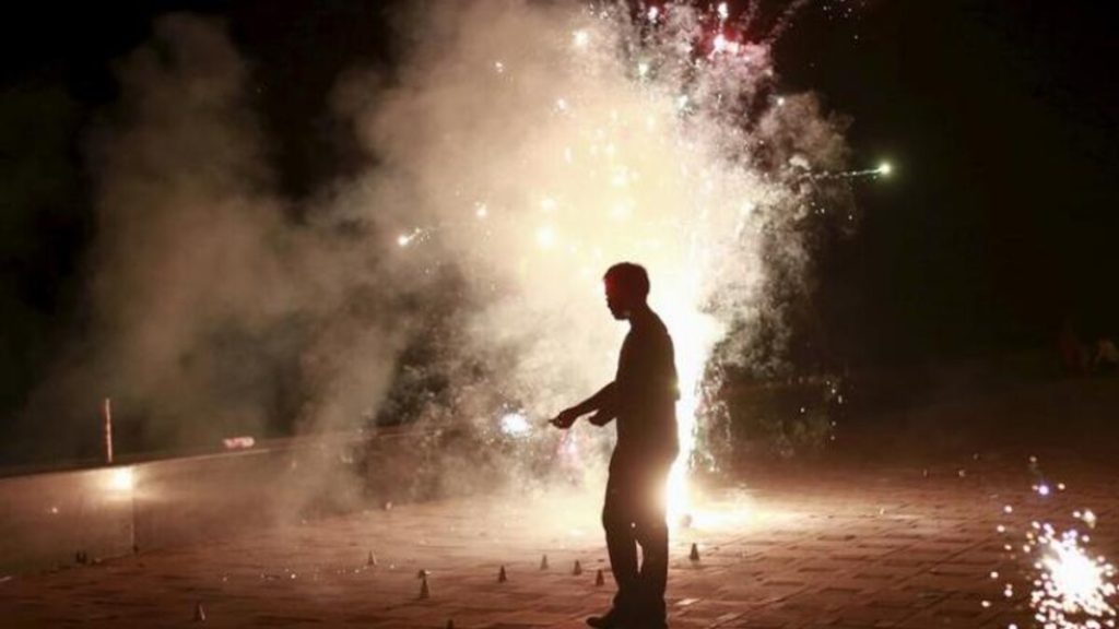 50 People Has Sustained Eye Injuries While Bursting Firecrackers in Hyderabad