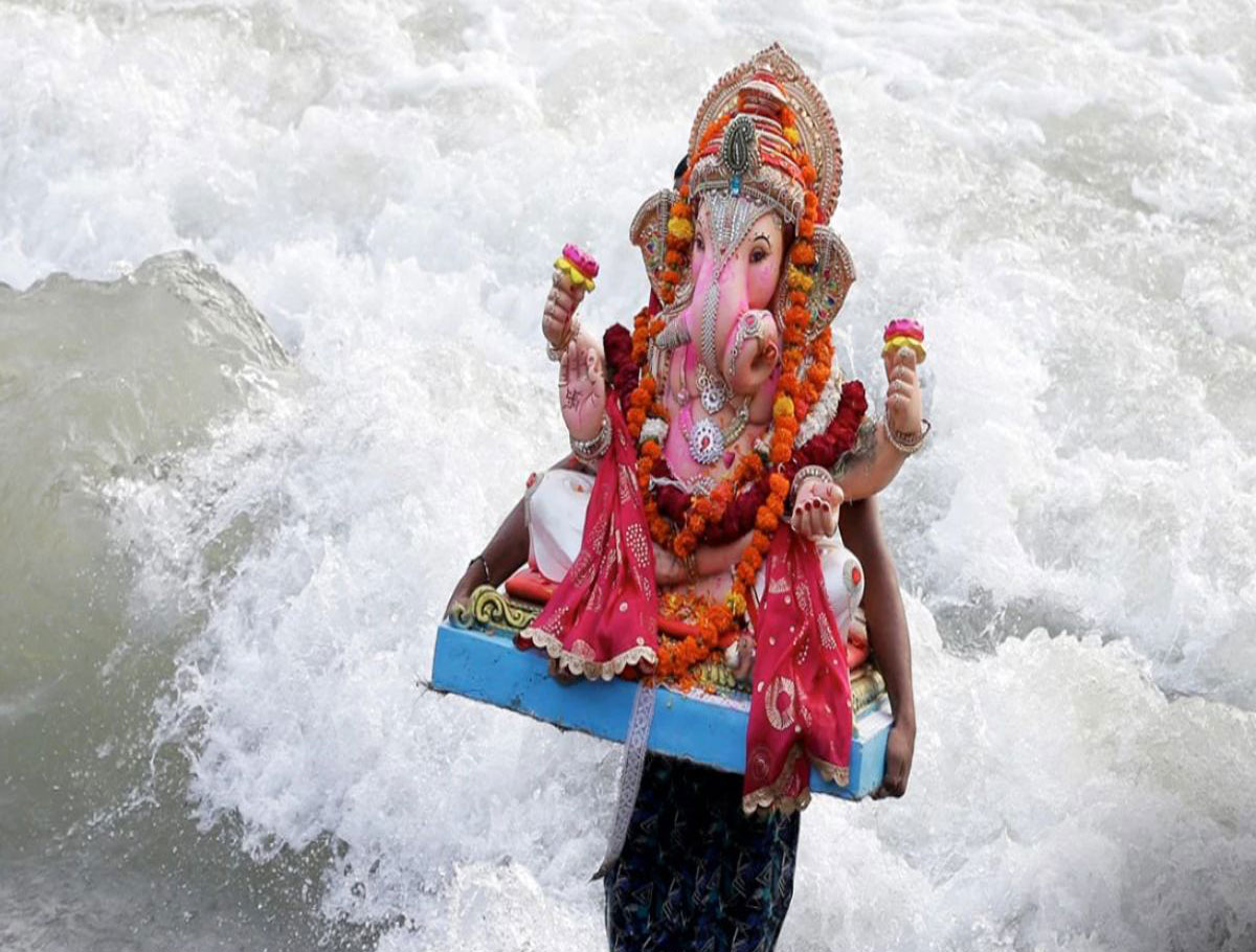Four More Died Incident During Ganesh Idol Immersion Procession