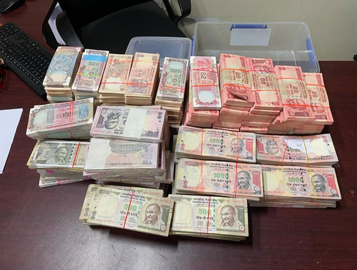 Cash Worth Rs 29 Lakhs Seized at Kochi Airport