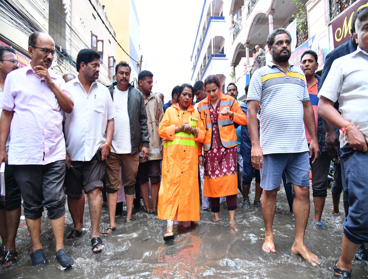 GHMC Mayor Inspected Low-Lying Areas In Hyderabad