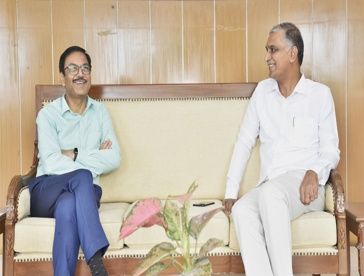 Harish Rao Asks SCR For Trains from Siddipet to Bengaluru And Tirupati