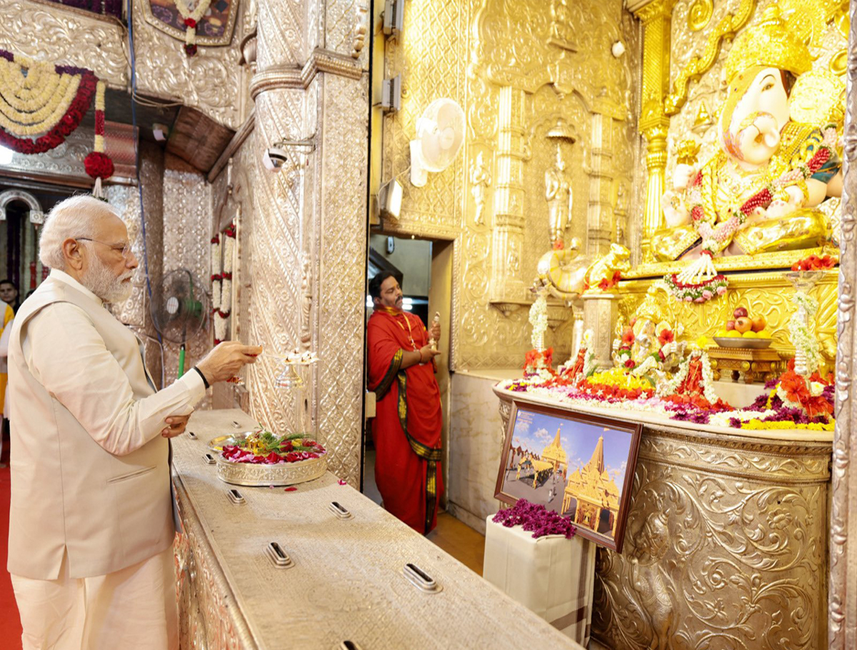 PM Modi Extends Greetings To People on Ganesh Chaturthi