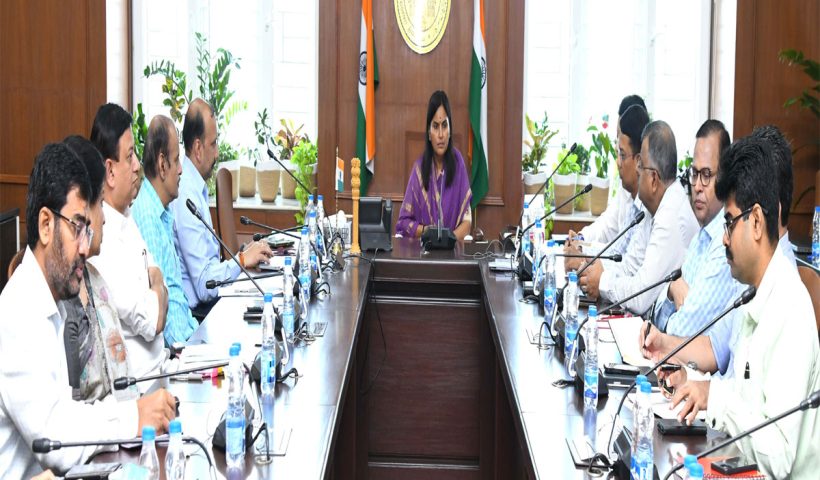 CS Hold Emergency Meeting With HoDs