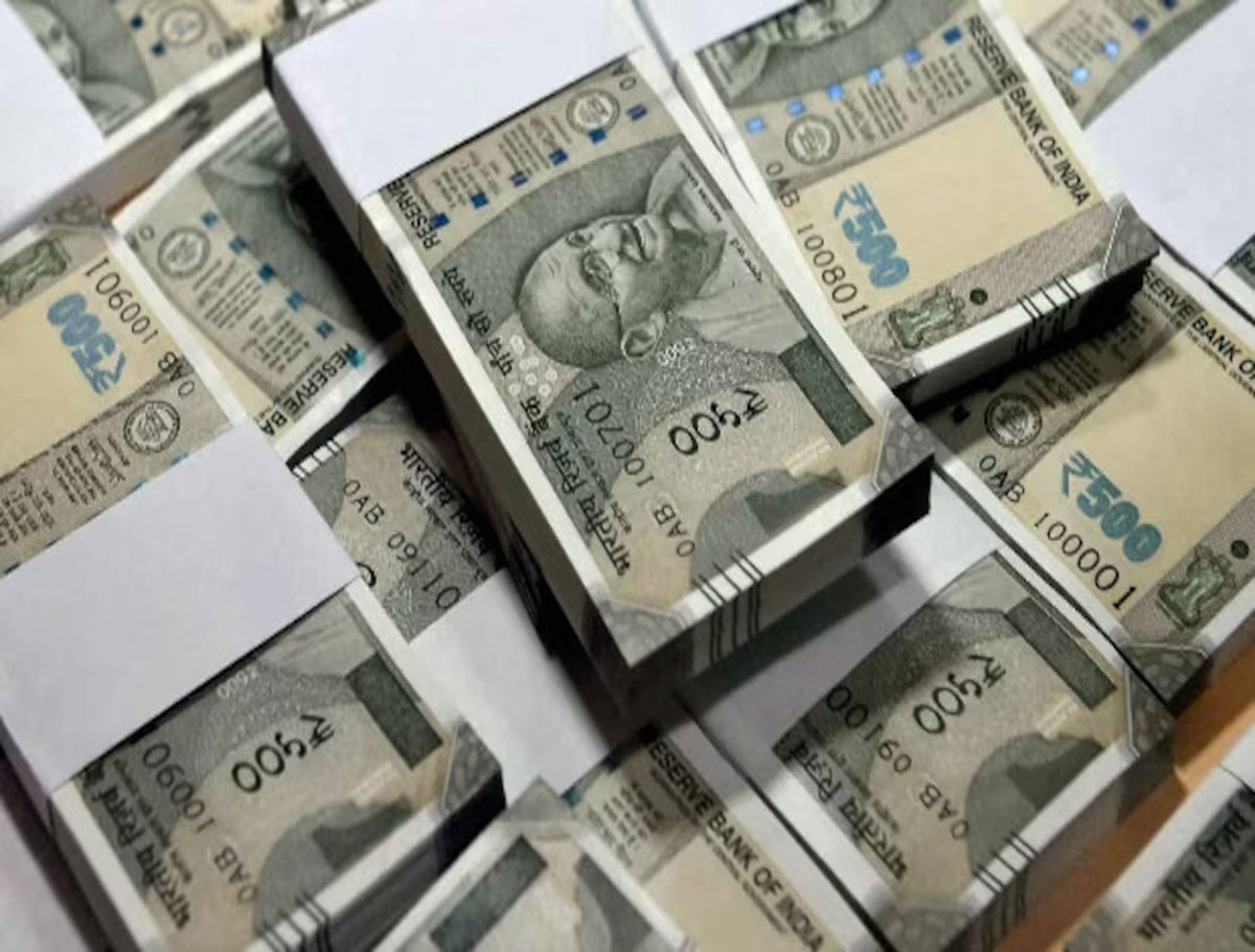 Bundles Of Rs. 500 Notes In The Washing Machines: Illegal Movement From Vizag